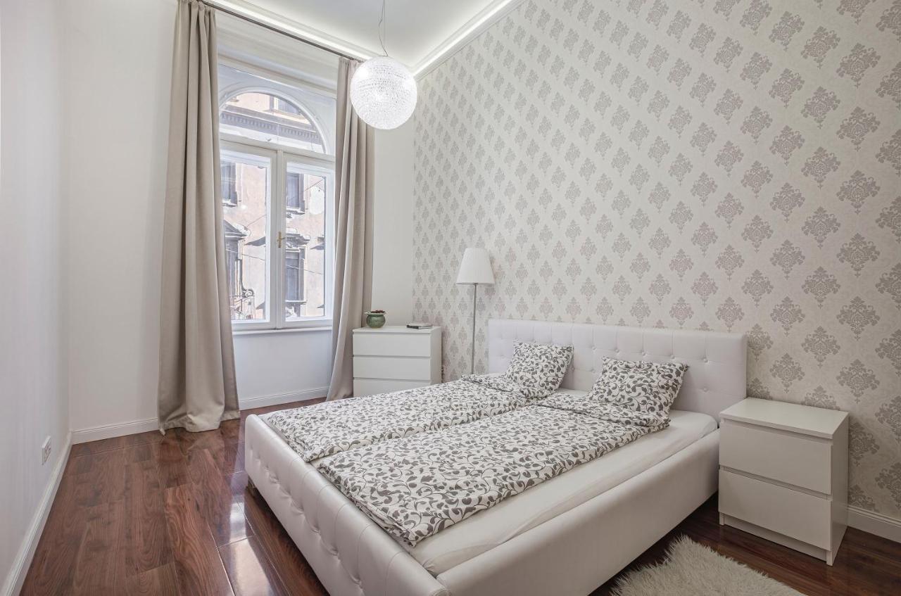 Ferienwohnung Luxury Art Deco Flat / Big Balcony Budapest Exterior foto