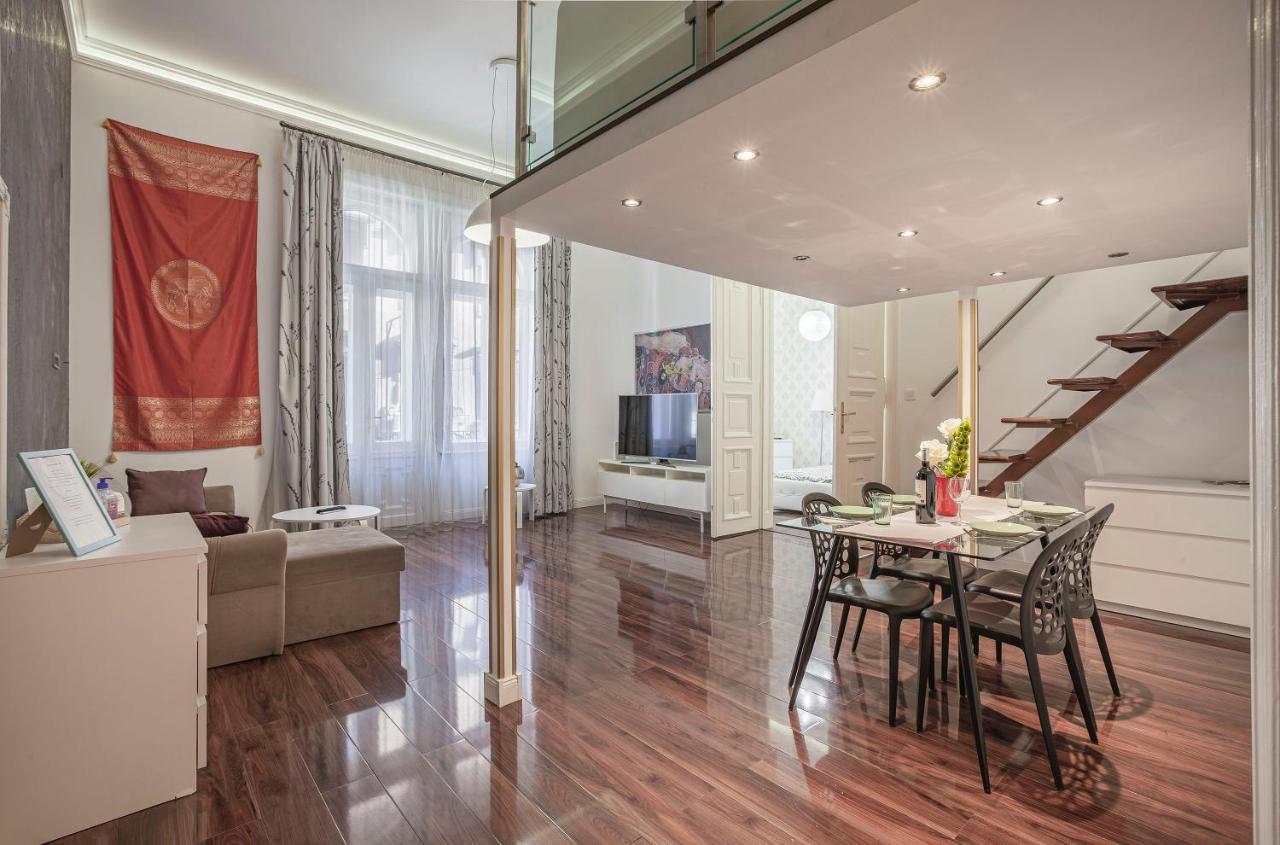 Ferienwohnung Luxury Art Deco Flat / Big Balcony Budapest Exterior foto